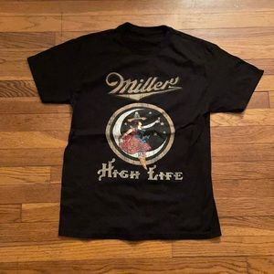Size M-Pac Sun Miller High life T-shirt. Short sleeve. Cotton. Never worn.